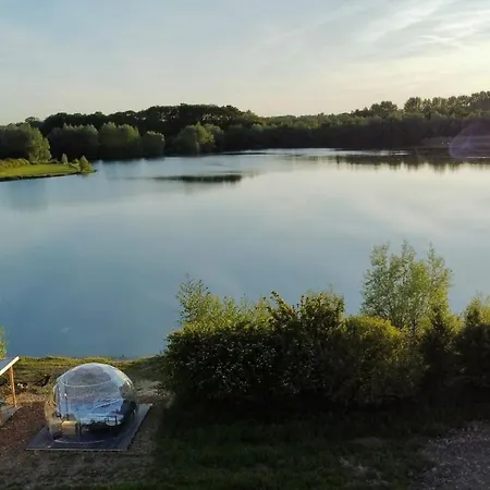 Schlafen Unter Den Sternen Am See - Beheiztes Bubble Tent Вадерсло Экстерьер фото